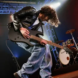 Donner DMT-100 W Elektrisk Guitar inkl. taske &amp; tilbeh�r (Sort)