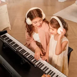 Donner DDP-100 Digital-Elektrisk 'Begynder' Klaver (88 fuldt v�gtede hammer-action tangenter) 