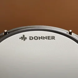 Donner DED-80 Elektrisk 'Begynder' Trommes�t (4 trommer, 3 b�kken) inkl. trommestol, pedaler m.m. 