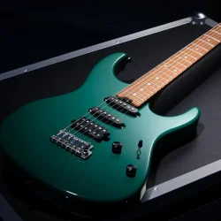 Donner DST-700 Elektrisk Guitar m/HSS-konfiguration inkl. taske (Gr�n) 