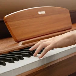 Donner DDP-80 MKII Elektrisk Klaver m/88 hammerv�gte tangenter (2.generation af den popul�re DDP-80)