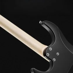 Donner DMT-66 Elektrisk Guitar m/HSS konfiguration inkl. taske &amp; tilbeh�r (Black)