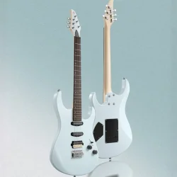 Donner DMT-66 Elektrisk Guitar m/HSS konfiguration inkl. taske &amp; tilbeh�r (Gray)