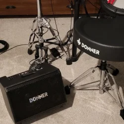 Donner MT-1 Aktiv H�jttaler 300W B�rbart PA-anl�g m/8" woofer, Bluetooth 5.0 &amp; Genopladeligt Batteri