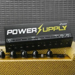 Donner DP-1 Pedalboard Multi-Str�mforsyning m/10 udgange