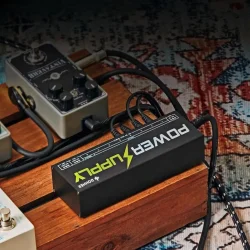 Donner DP-1 Pedalboard Multi-Str�mforsyning m/10 udgange