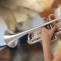 Eastar ETR-380 Bb Standard Begynder Trumpet inkl. kuffert &amp; tilbeh�r (S�lv)