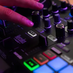 Hercules DJControl Inpulse 200 MK3 Kompakt 2-deck DJ Controller (Begynder Controller)  