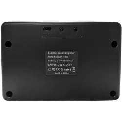 Kokko KG-10 Kompakt 10 watt Elektrisk Guitarforst�rker m/indbygget genopladeligt batteri