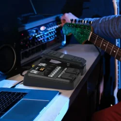 Kokko KMF-1 Multieffekt Guitar Pedalboard m/forst�rkere, kabinetter &amp; effekter