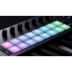 Novation Launchkey 25 MK4 The Creative Controller DAW-controller (25 tangenter, 16 pads)