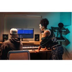 Mackie CR3.5BT 3.5 Powered Studio Monitors m/tonekontrol &amp; bluetooth�