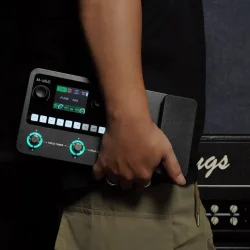M-Vave MK-20 Multieffekt Guitar Pedalboard m/320 effekter, 150 presets, looper &amp; trommemaskine 