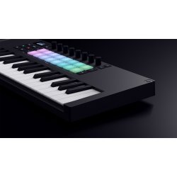 Novation Launchkey Mini 37 MK4 The Creative Controller DAW-controller (37 mini tangenter, 16 pads)
