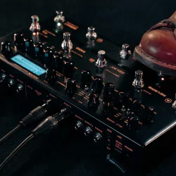 Nux NME-5 Trident Guitar Multieffekt Pedal Modeler Stomp-box (Live-brug)