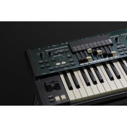 Hammond SK PRO-73 Stage Keyboard (73 semiv�gtet waterfall tangenter)