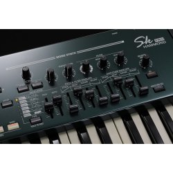 Hammond SK PRO-73 Stage Keyboard (73 semiv�gtet waterfall tangenter)