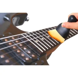 Wingo GC-05 Bl�d Reng�ringsb�rste (Guitar &amp; Strenge)